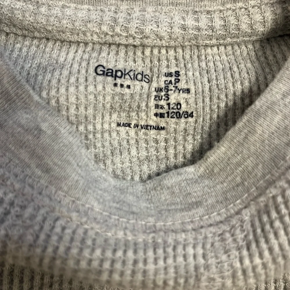 NWOT Gap Long Sleeve Thermal Shirt size S